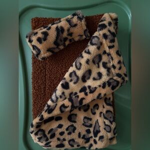 Leopard Print Small Animal Blanket and Pillow Set